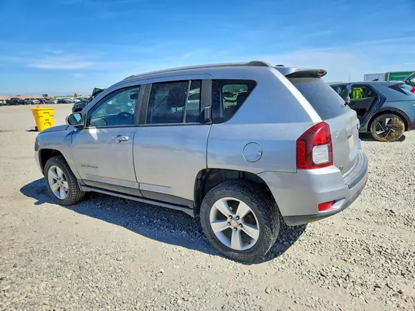 1C4NJDEB7GD733119 2016 JEEP COMPASS - Image 2