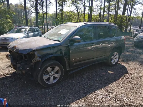 1C4NJDEB7GD745268 2016 JEEP COMPASS - Image 2