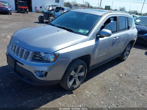 1C4NJDEB7GD762944 2016 JEEP COMPASS - Image 2