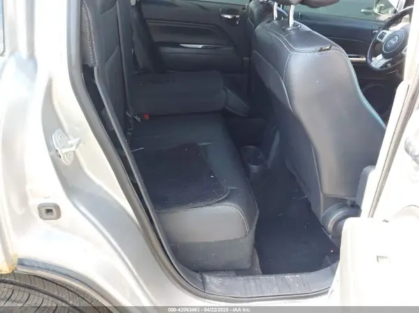 1C4NJDEB7GD762944 2016 JEEP COMPASS - Image 8