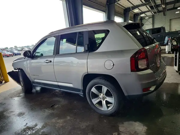 1C4NJDEB7GD785625 2016 JEEP COMPASS - Image 2