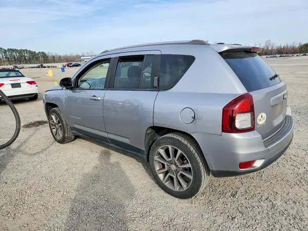 1C4NJDEB7GD802679 2016 JEEP COMPASS - Image 2