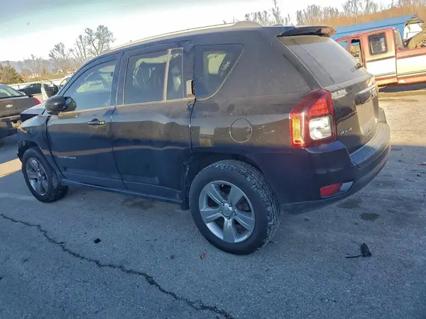 1C4NJDEB7HD104932 2017 JEEP COMPASS - Image 2