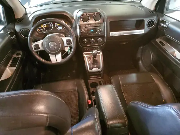 1C4NJDEB7HD106048 2017 JEEP COMPASS - Image 8