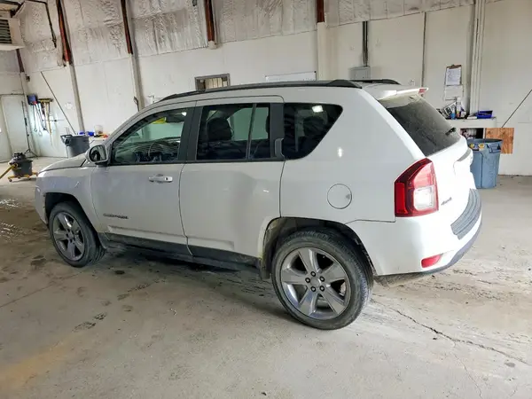 1C4NJDEB7HD108589 2017 JEEP COMPASS - Image 2
