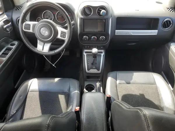 1C4NJDEB7HD109354 2017 JEEP COMPASS - Image 8