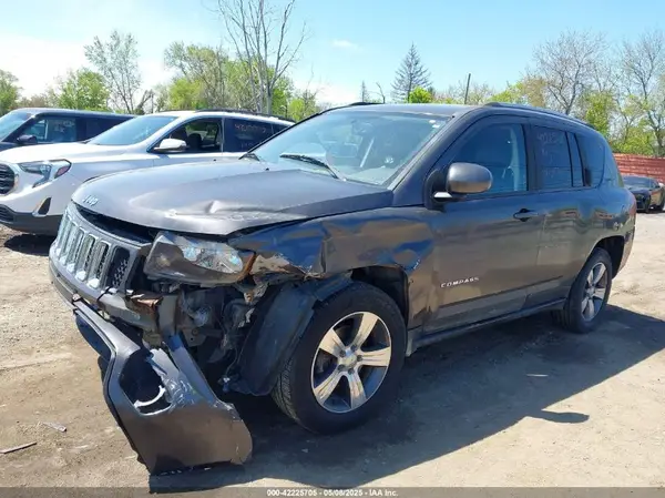 1C4NJDEB7HD128745 2017 JEEP COMPASS - Image 2