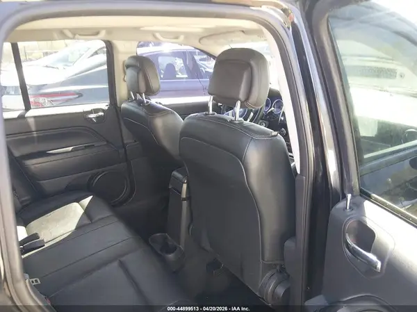 1C4NJDEB7HD168212 2017 JEEP COMPASS - Image 8