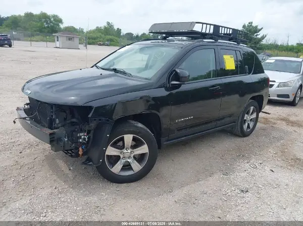 1C4NJDEB7HD171563 2017 JEEP COMPASS - Image 2