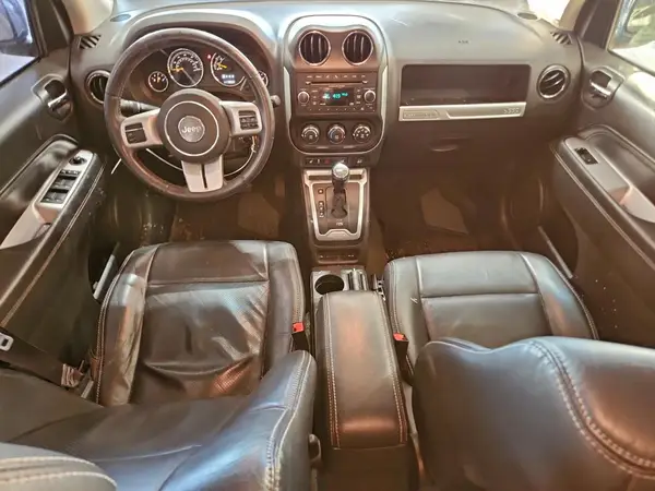 1C4NJDEB7HD171806 2017 JEEP COMPASS - Image 8