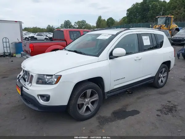 1C4NJDEB7HD177797 2017 JEEP COMPASS - Image 2