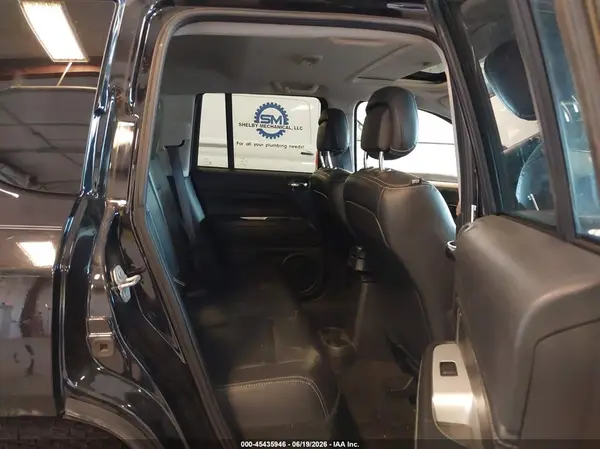 1C4NJDEB7HD192249 2017 JEEP COMPASS - Image 8
