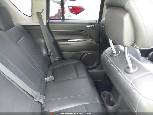 1C4NJDEB7HD193255 2017 JEEP COMPASS - Image 8