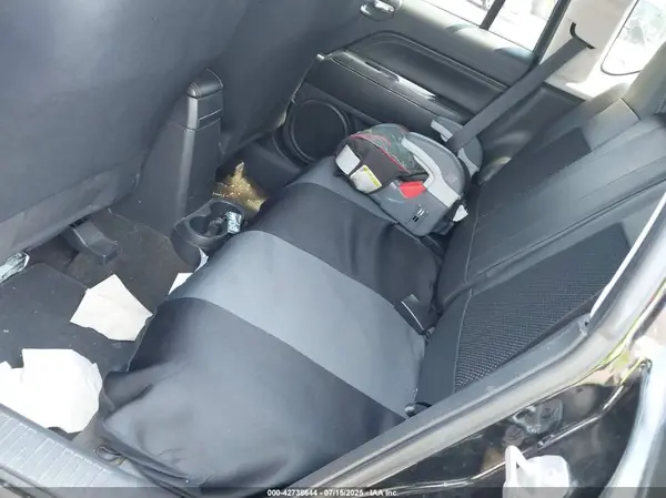 1C4NJDEB7HD205288 2017 JEEP COMPASS - Image 8