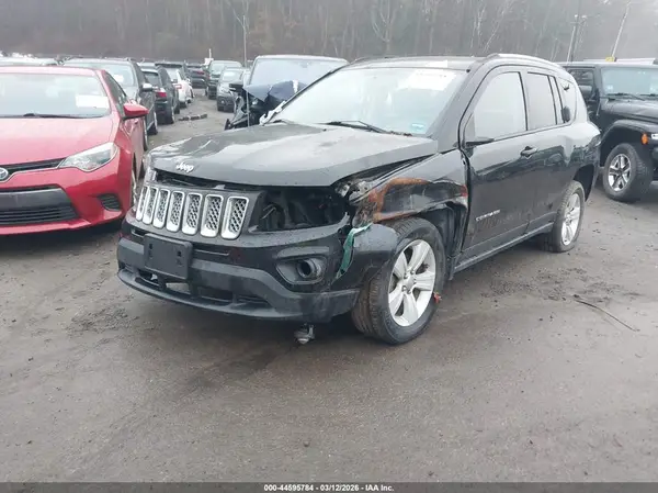 1C4NJDEB7HD210183 2017 JEEP COMPASS - Image 2
