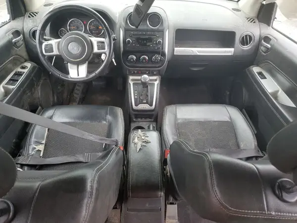1C4NJDEB7HD210216 2017 JEEP COMPASS - Image 8