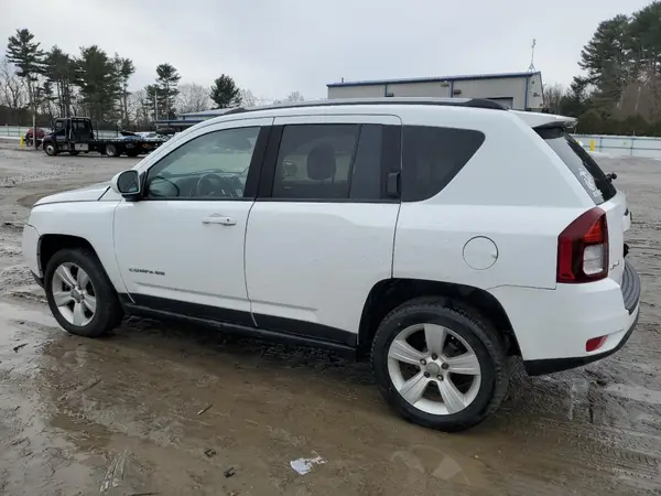 1C4NJDEB8GD558766 2016 JEEP COMPASS - Image 2