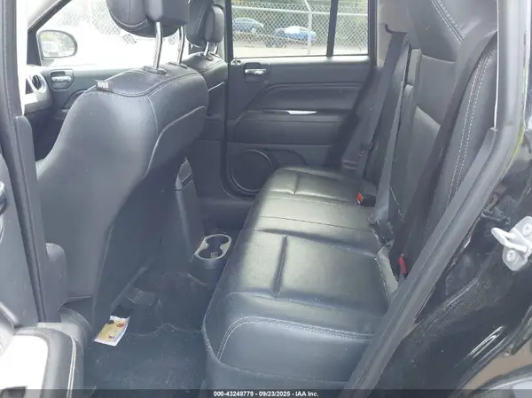 1C4NJDEB8GD559268 2016 JEEP COMPASS - Image 8