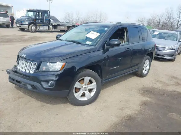 1C4NJDEB8GD647351 2016 JEEP COMPASS - Image 2