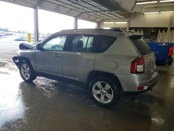 1C4NJDEB8GD663162 2016 JEEP COMPASS - Image 2
