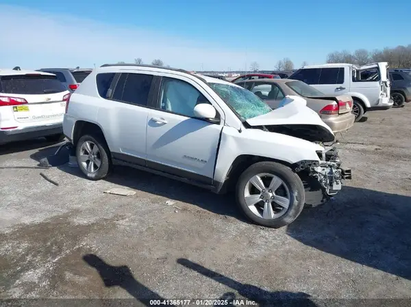 1C4NJDEB8GD685596 2016 JEEP COMPASS - Image 1