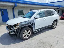 1C4NJDEB8GD714174 2016 JEEP COMPASS