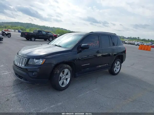 1C4NJDEB8GD723084 2016 JEEP COMPASS - Image 2
