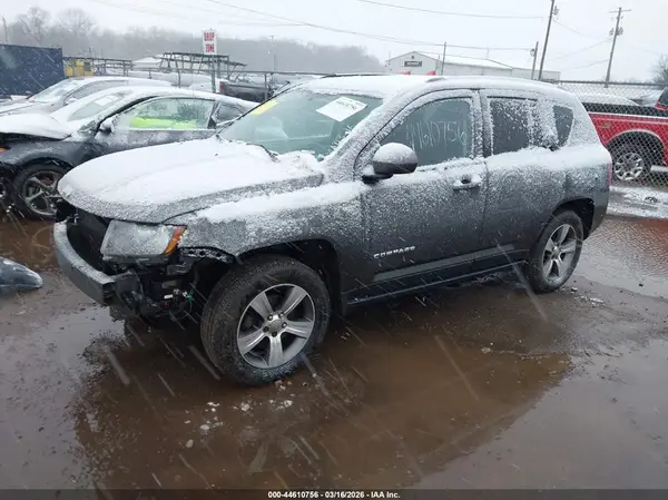 1C4NJDEB8GD746087 2016 JEEP COMPASS - Image 2