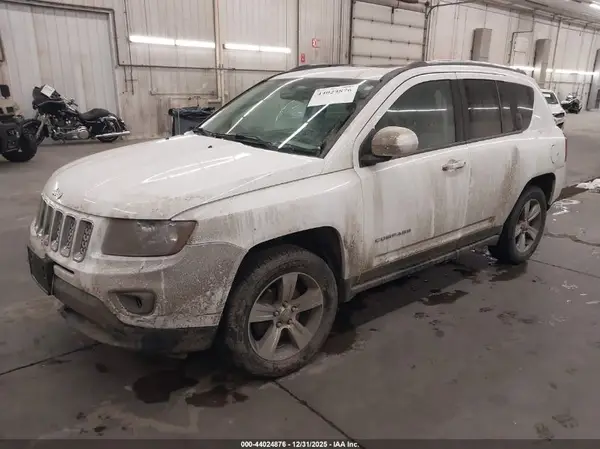 1C4NJDEB8GD764511 2016 JEEP COMPASS - Image 2