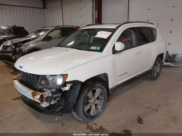 1C4NJDEB8GD773130 2016 JEEP COMPASS - Image 2