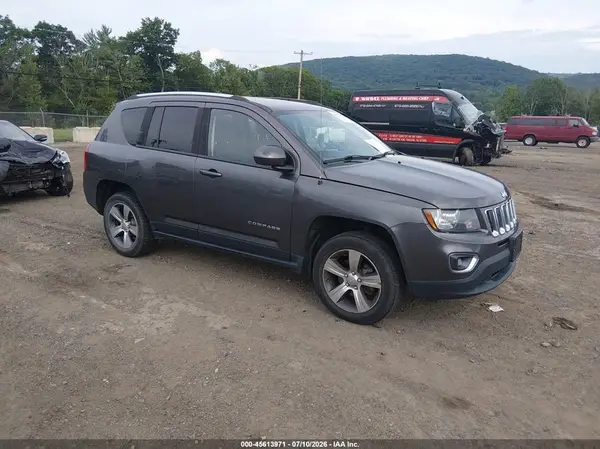 1C4NJDEB8GD795368 2016 JEEP COMPASS - Image 1