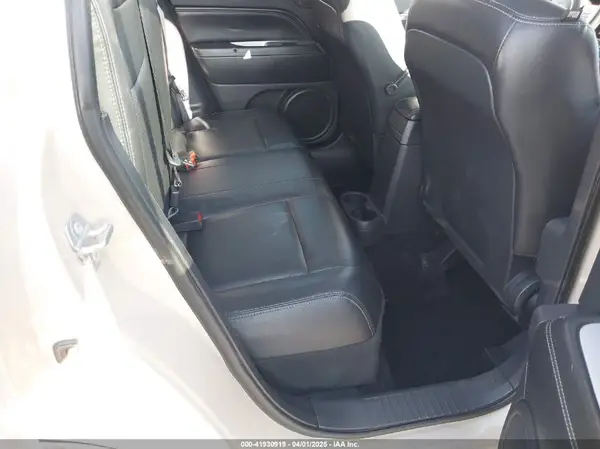 1C4NJDEB8HD110318 2017 JEEP COMPASS - Image 8