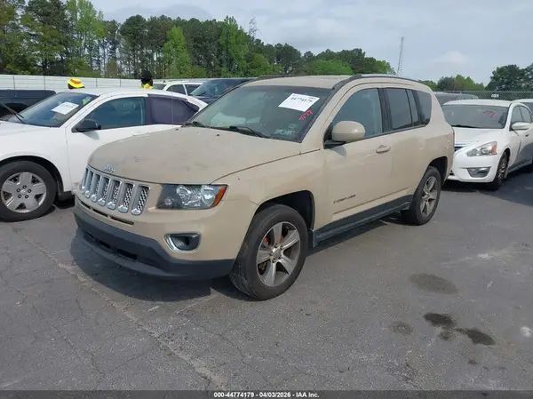 1C4NJDEB8HD110349 2017 JEEP COMPASS - Image 2
