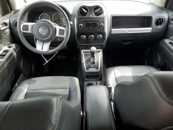 1C4NJDEB8HD122002 2017 JEEP COMPASS - Image 8