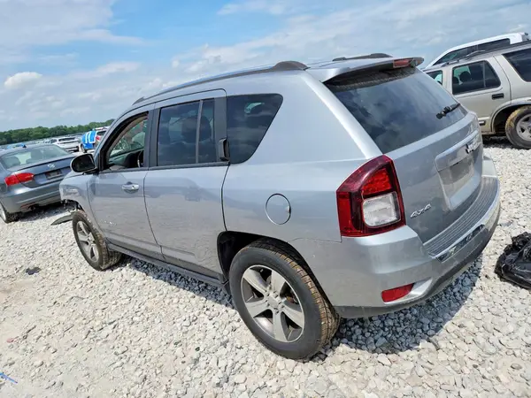 1C4NJDEB8HD126566 2017 JEEP COMPASS - Image 2