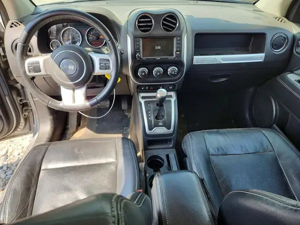 1C4NJDEB8HD126566 2017 JEEP COMPASS - Image 8