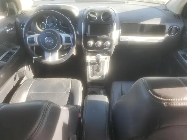 1C4NJDEB8HD137194 2017 JEEP COMPASS - Image 8