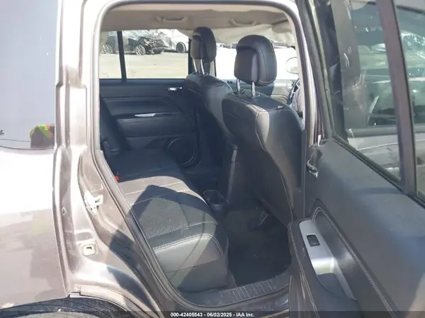 1C4NJDEB8HD151094 2017 JEEP COMPASS - Image 8