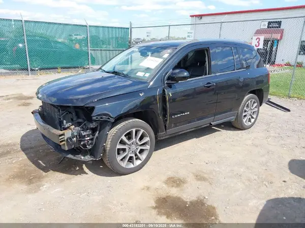 1C4NJDEB8HD165478 2017 JEEP COMPASS - Image 2