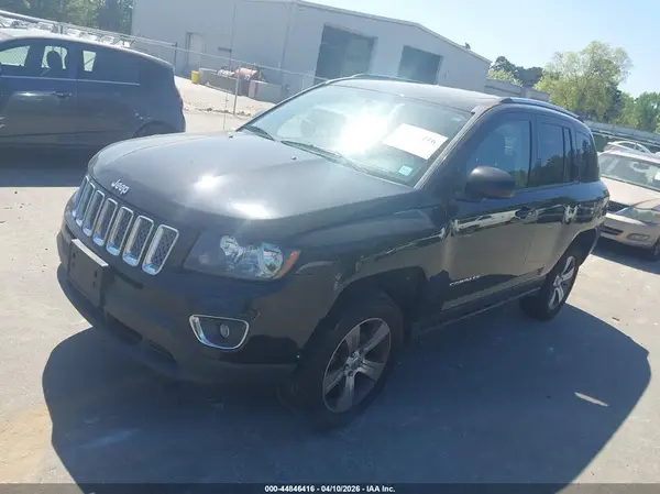1C4NJDEB8HD168154 2017 JEEP COMPASS - Image 2