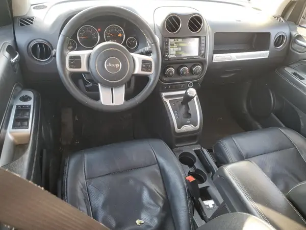 1C4NJDEB8HD190090 2017 JEEP COMPASS - Image 8