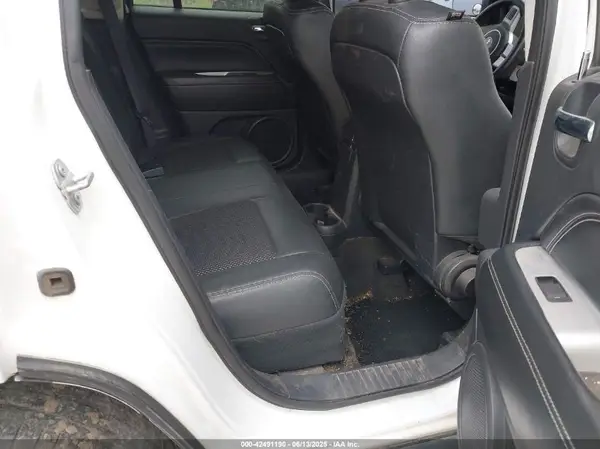 1C4NJDEB8HD191305 2017 JEEP COMPASS - Image 8
