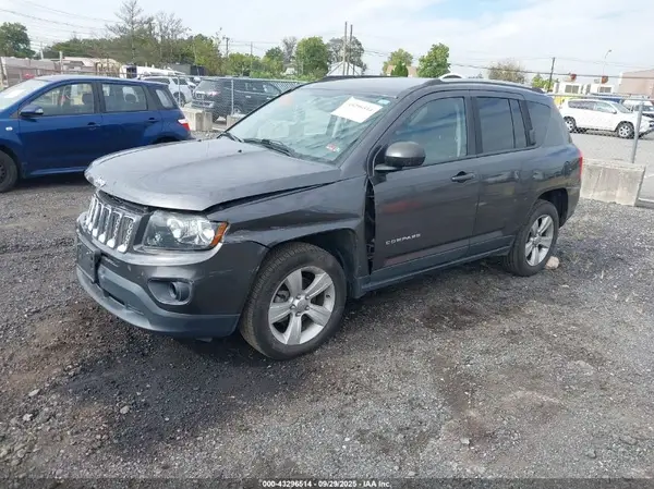 1C4NJDEB8HD191465 2017 JEEP COMPASS - Image 2