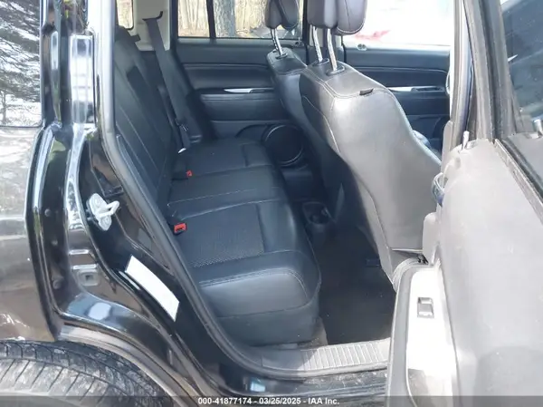 1C4NJDEB8HD191739 2017 JEEP COMPASS - Image 8