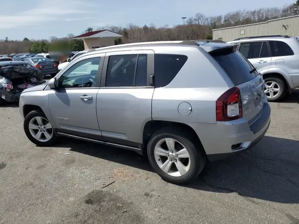 1C4NJDEB8HD191806 2017 JEEP COMPASS - Image 2