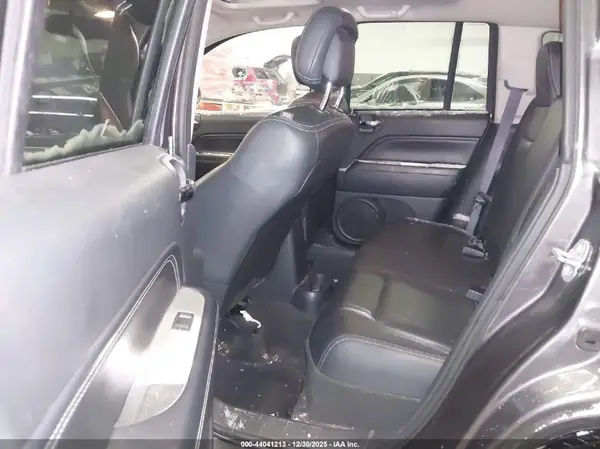 1C4NJDEB8HD193359 2017 JEEP COMPASS - Image 8