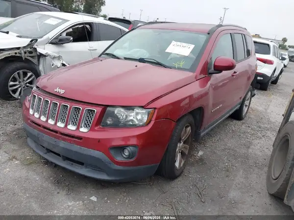 1C4NJDEB8HD204490 2017 JEEP COMPASS - Image 2
