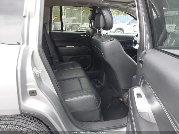 1C4NJDEB9GD572627 2016 JEEP COMPASS - Image 8