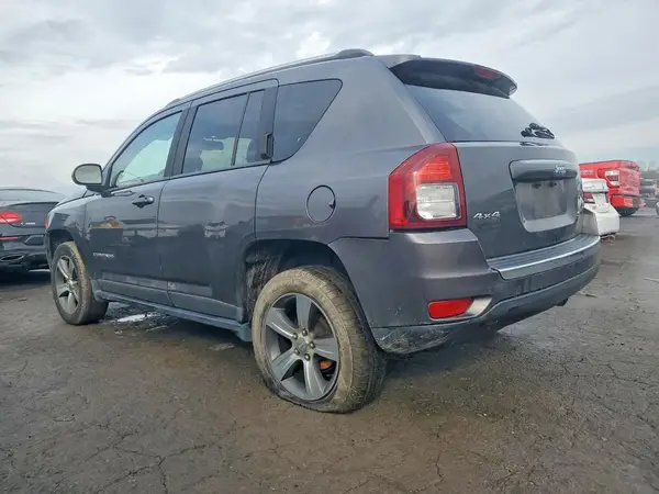 1C4NJDEB9GD573695 2016 JEEP COMPASS - Image 2
