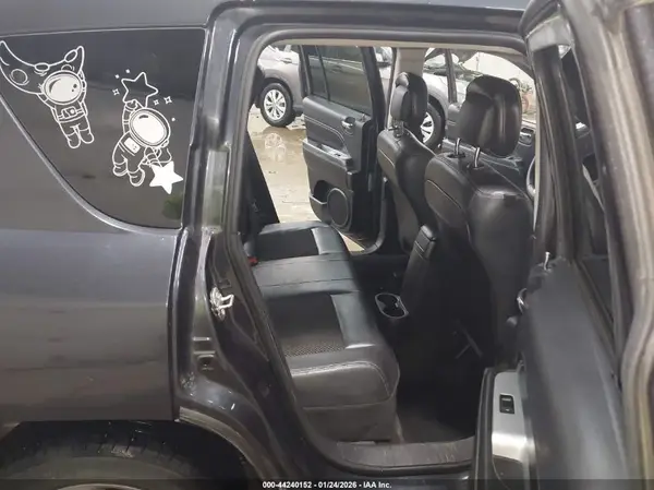 1C4NJDEB9GD588052 2016 JEEP COMPASS - Image 8